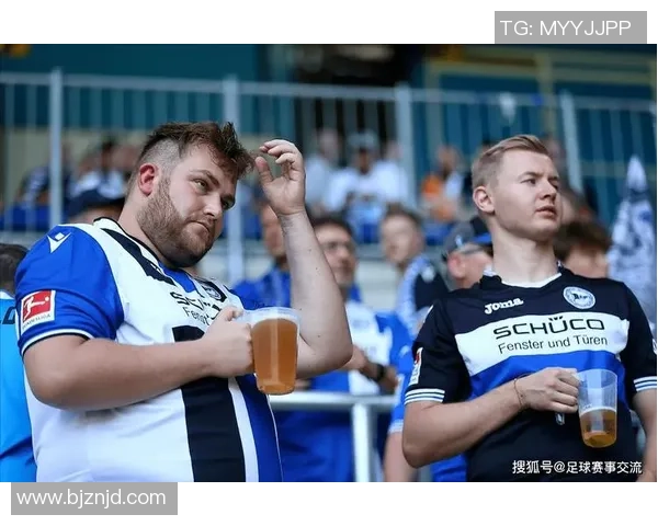 科勒斯特罗姆与布兰的精彩对决揭示足球战术的博弈与魅力 科勒斯特罗姆与布兰的精彩对决揭示足球战术的博弈与魅力