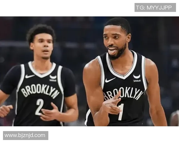 纽约尼克斯与布鲁克林篮网激战正酣谁能在这场城市德比中笑到最后