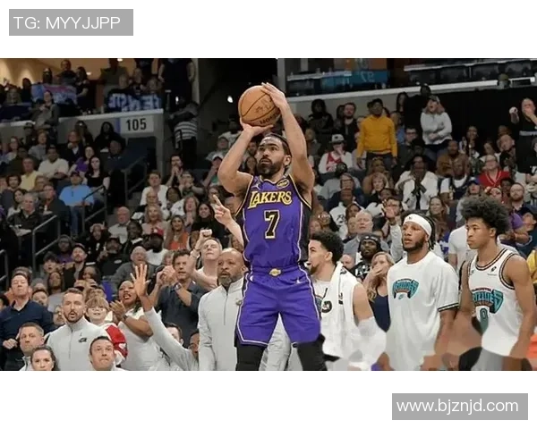 10月30日灰熊对湖人精彩对决在线直播全程回顾与赛后分析